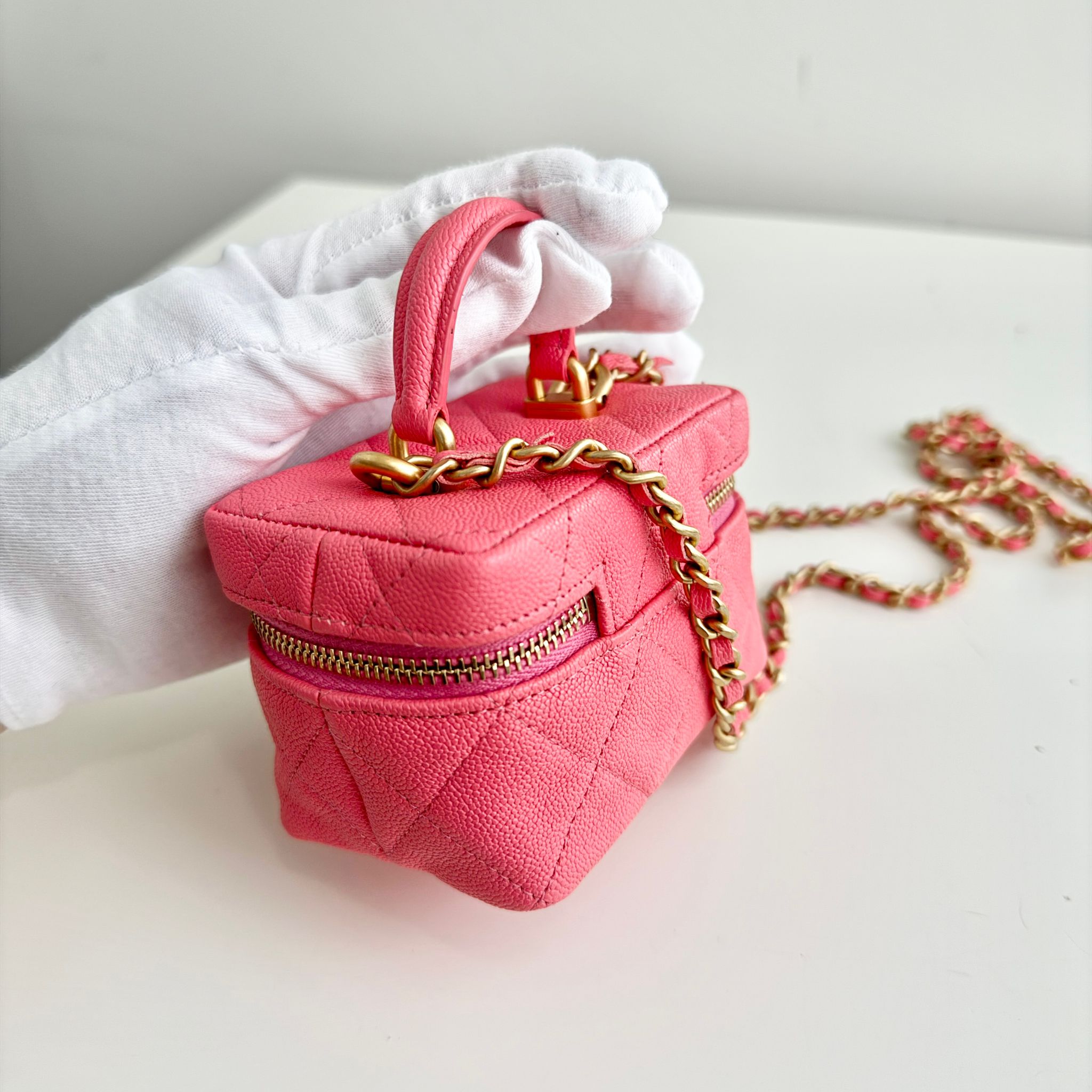 Chanel Micro Vanity Bag Pink Caviar Gold-Tone Hardware