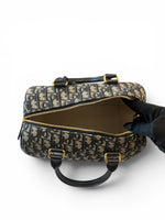 Load image into Gallery viewer, Dior Groove 25 Bag
Blue Dior Oblique Jacquard
