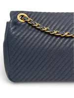将图片加载到图库查看器，Chanel Surpique Flap Bag, Chevron Calfskin Gold-tone Hardware
