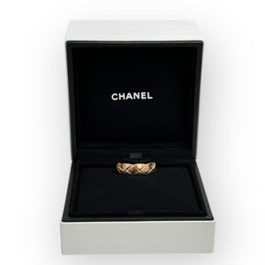 Chanel Coco Crush Quilted Ring, Beige/Pink Gold
Size 58EU/8.5US