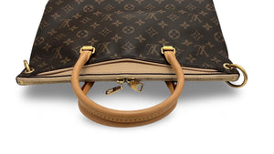 Louis Vuitton Pallas