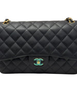 将图片加载到图库查看器，Chanel Timeless Classic Jumbo Black Caviar Gold-tone Hardware
