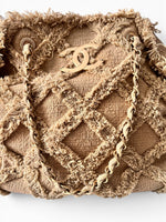 将图片加载到图库查看器，Chanel Natural Raffia and Tweed Tote, Gold-tone Hardware
