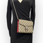 Charger l&#39;image dans la galerie, Gucci Dionysus Ebony/Beige GG Supreme Wallet on Chain, Silver-toned Hardware, Red Interior
