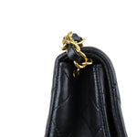 Charger l&#39;image dans la galerie, Chanel Vintage Small Flap Bag
