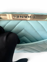 将图片加载到图库查看器，Chanel Trendy CC Small Chevron Sky Blue Lambskin Gold-tone Hardware

