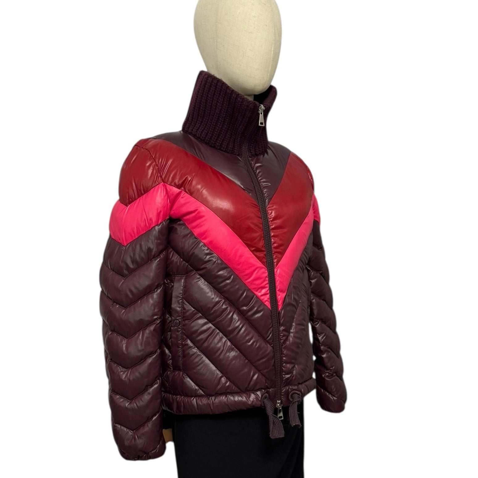 Moncler Albatros Down Jacket Womens Size 4