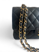Charger l'image dans la galerie, Chanel Timeless Classic Small Black Caviar Gold-tone Hardware
