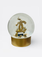 将图片加载到图库查看器，Chanel 2024 Snow Globe, Exclusive, Limited Edition

