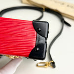 将图片加载到图库查看器，Red phone case with black accents and a strap on a light background
