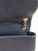 将图片加载到图库查看器，Chanel Surpique Flap Bag, Chevron Calfskin Gold-tone Hardware
