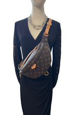 Load image into Gallery viewer, Louis Vuitton Monogram Bumbag
