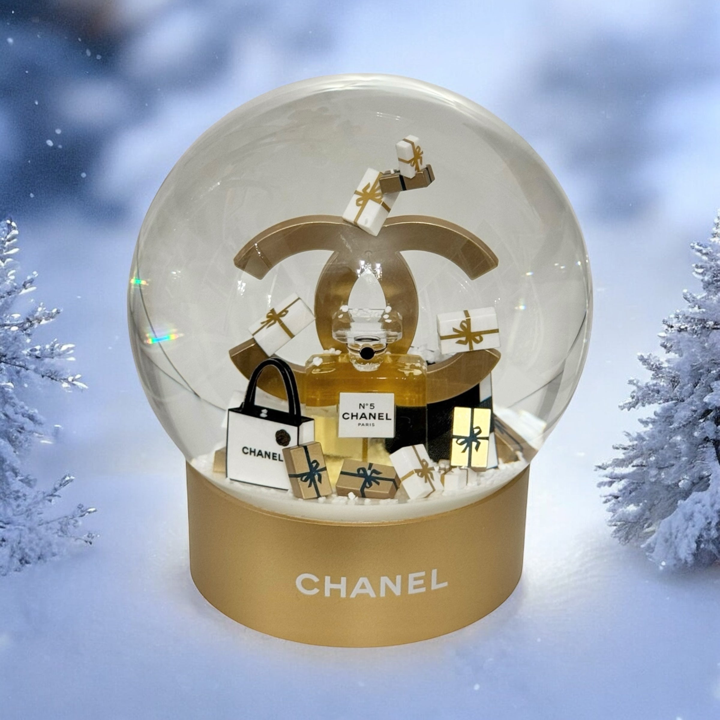 Chanel 2023-2024 Snow Globe, Exclusive, Limited Edition