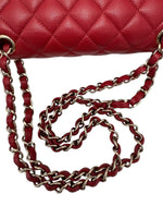 将图片加载到图库查看器，Chanel Timeless Classic Small 19B True Red Caviar Gold-tone Hardware
