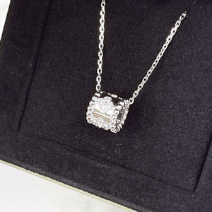 Van Cleef And Arpels Perlee Clovers Diamonds, White Gold Pendant And Necklace