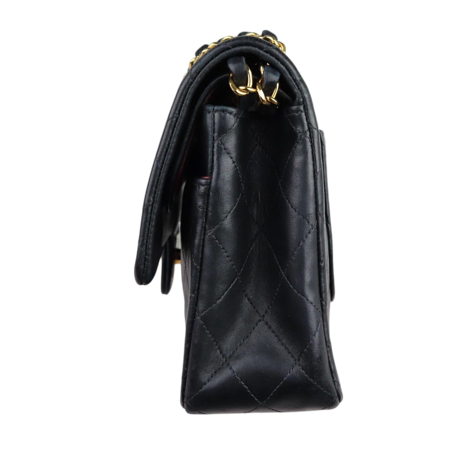 Chanel Timeless Classic Medium - Vintage. Black Diamond Quilted Lambskin, 24kt Gold-plated Hardware