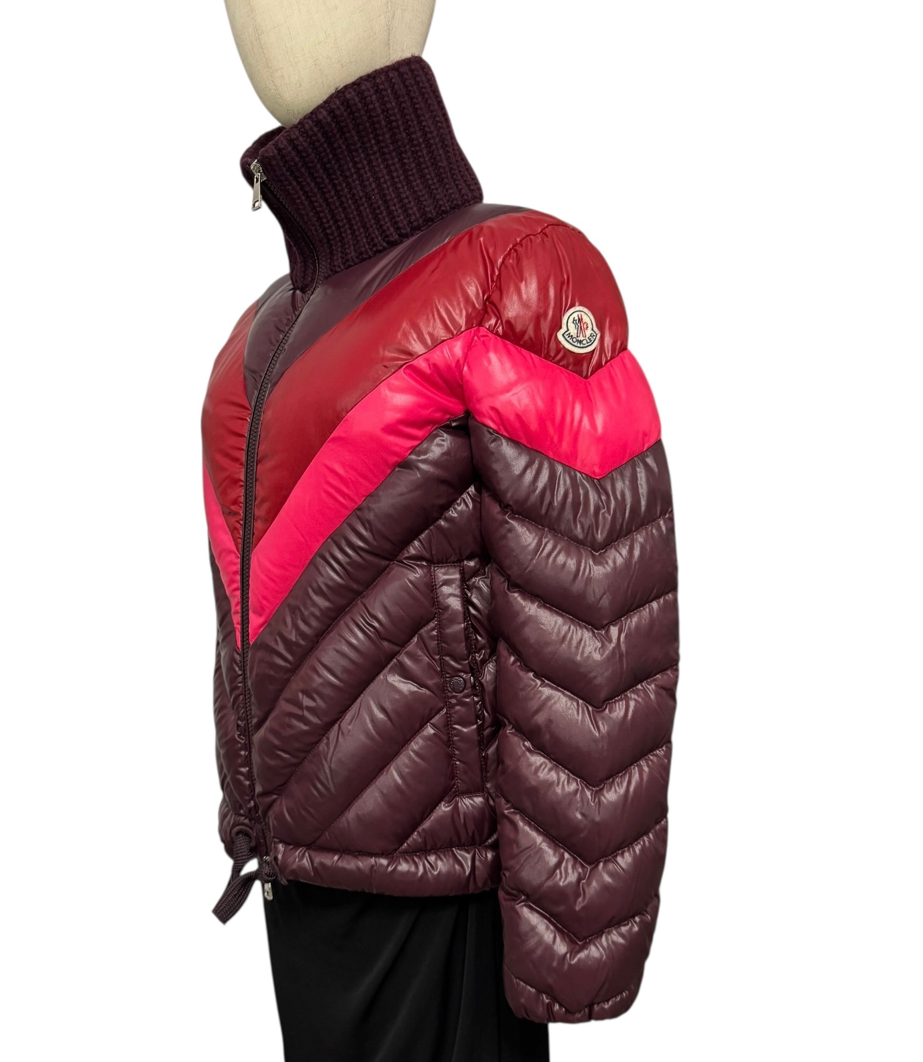 Moncler Albatros Down Jacket Womens Size 4