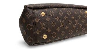 Louis Vuitton Pallas