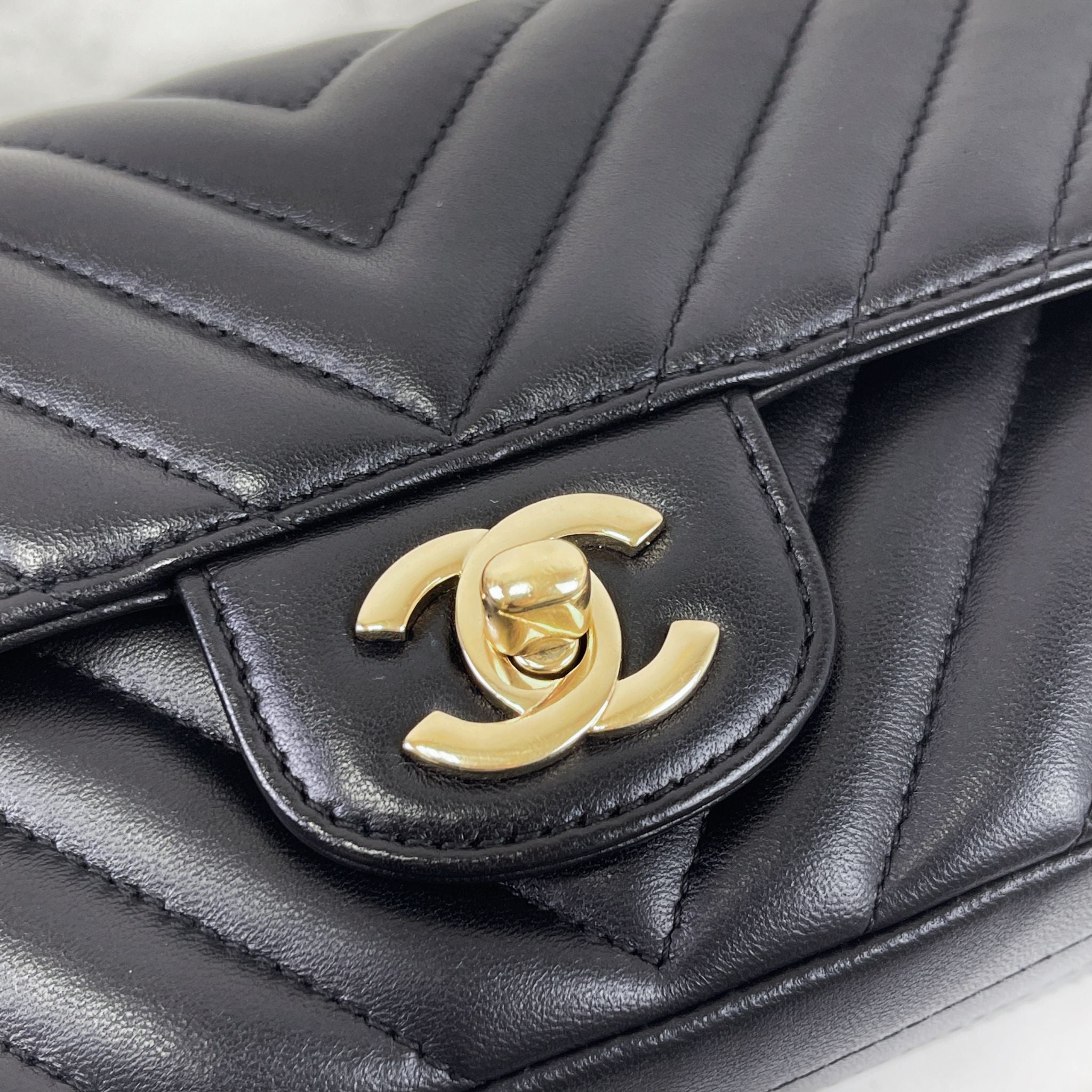 Chanel Classic Mini