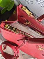 将图片加载到图库查看器，Prada Red Saffiano Lux Leather Medium Galleria Double Zip Tote Gold-Tone Hardware
