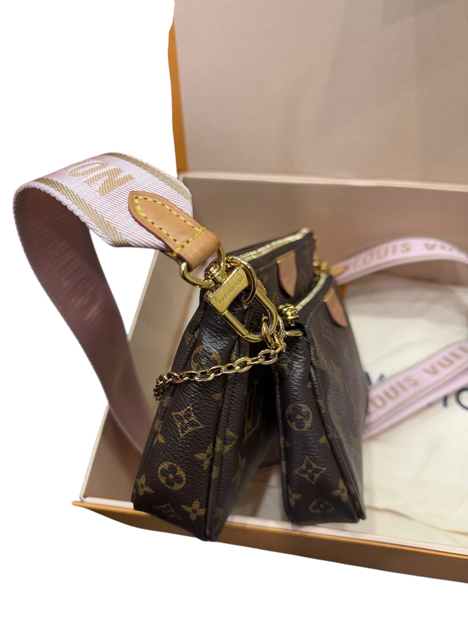 Louis Vuitton Multi Pochette Accessoires Classic Monogram, Pink Strap, Gold-tone Hardware