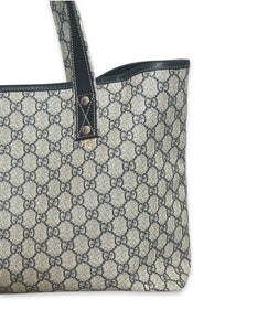 Gucci shelly tote