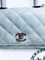 将图片加载到图库查看器，Chanel Coco Handle Mini 21K Blue Caviar Gold-tone Hardware
