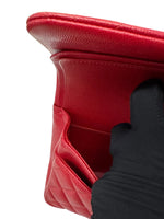 将图片加载到图库查看器，Chanel Timeless Classic Small 19B True Red Caviar Gold-tone Hardware
