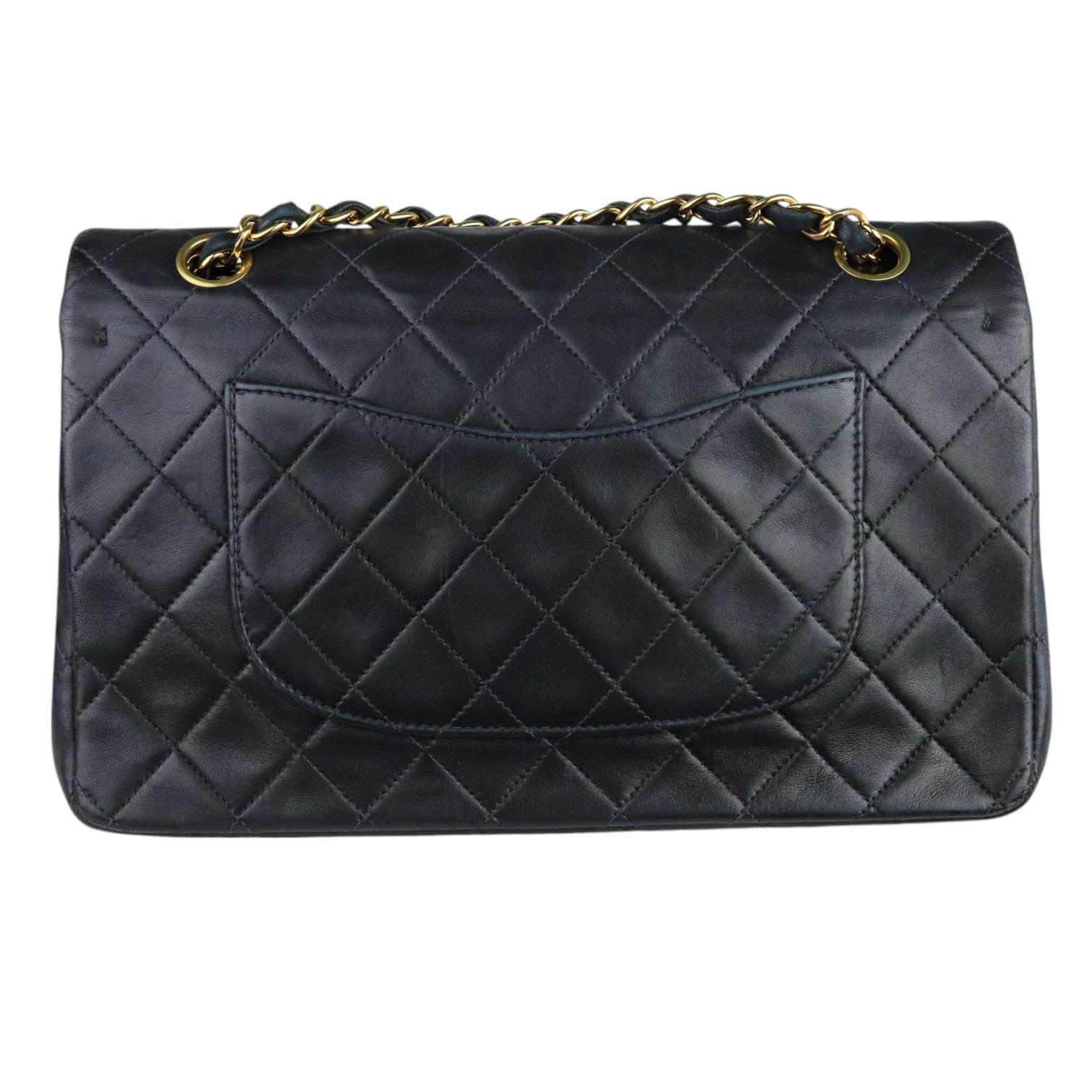 Chanel Timeless Classic Medium - Vintage. Black Diamond Quilted Lambskin, 24kt Gold-plated Hardware