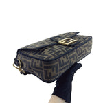 Load image into Gallery viewer, Fendi Baguette Medium
