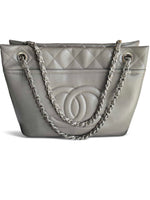 Charger l&#39;image dans la galerie, Chanel Timeless CC Tote Grey Caviar Silver-tone Hardware
