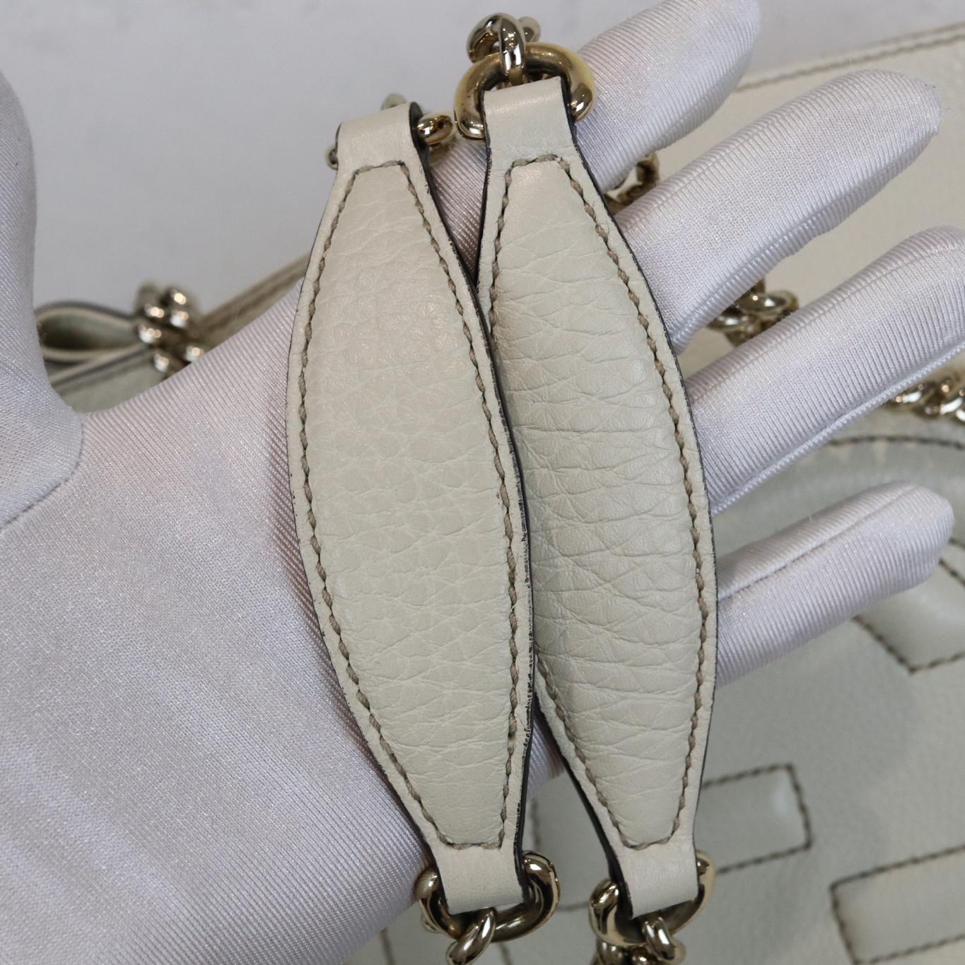 GUCCI Soho Chain Large Shoulder Pebbled Calfskin Off-White GHW