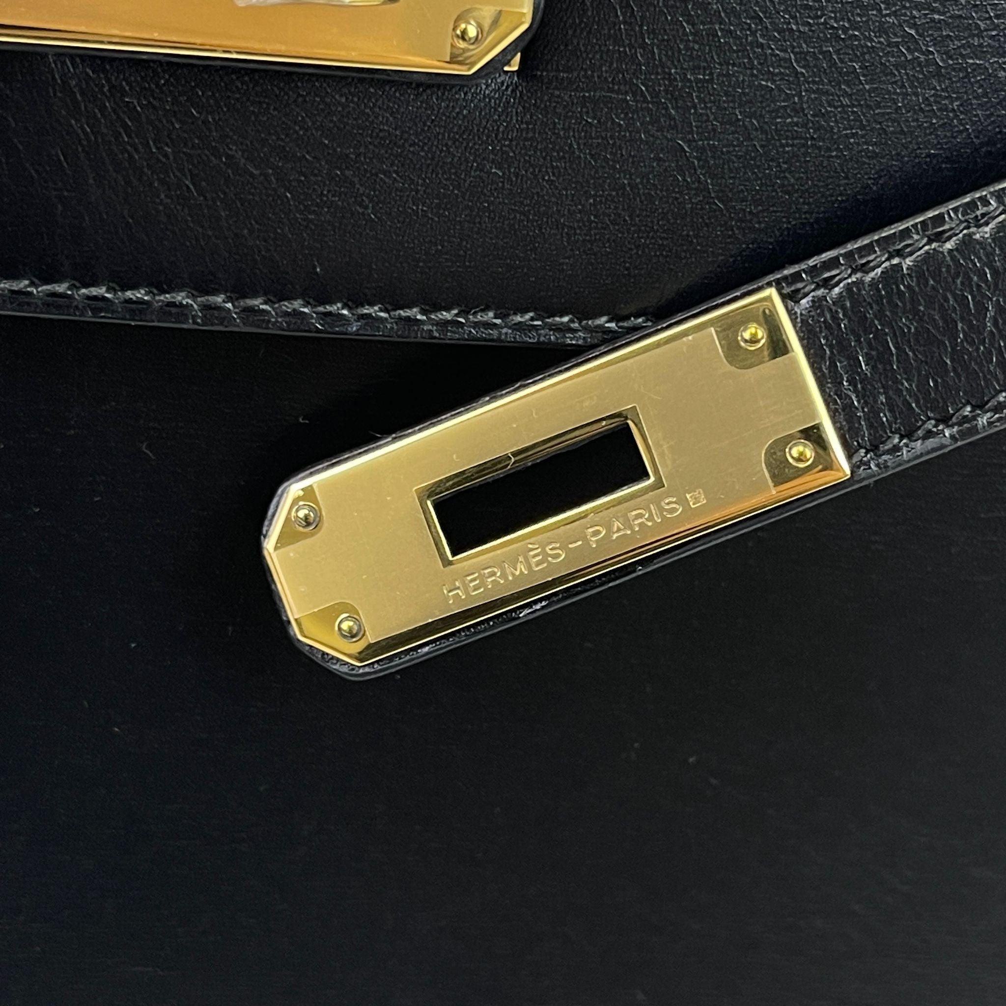 Hermes Kelly 28 Sellier Vintage Black Box Leather 24kt Gold-Plated Hardware