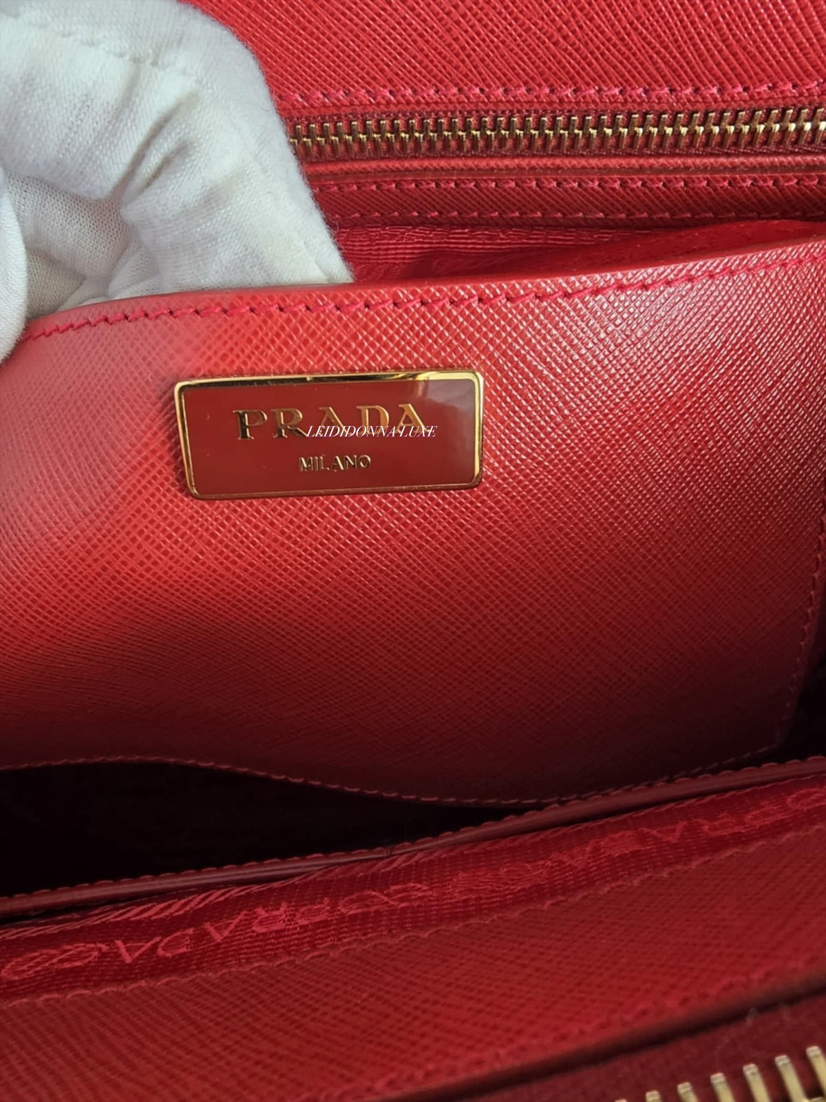 Prada Red Saffiano Lux Leather Medium Galleria Double Zip Tote Gold-Tone Hardware