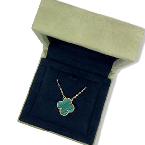 Van Cleef and Arpels VCA Vintage Alhambra 1 Motif Pendant and Necklace, Malachite Yellow Gold