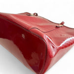 Load image into Gallery viewer, Gucci Microguccissima Medium Nice Tote Apple Red Patent Leather
