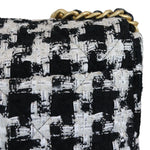 将图片加载到图库查看器，Chanel 19 Flap Large Ribbon Houndstooth Tweed Black White MHW
