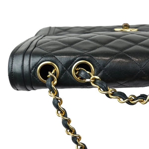 Chanel Vintage Single Flap Small Calfskin Black GHW