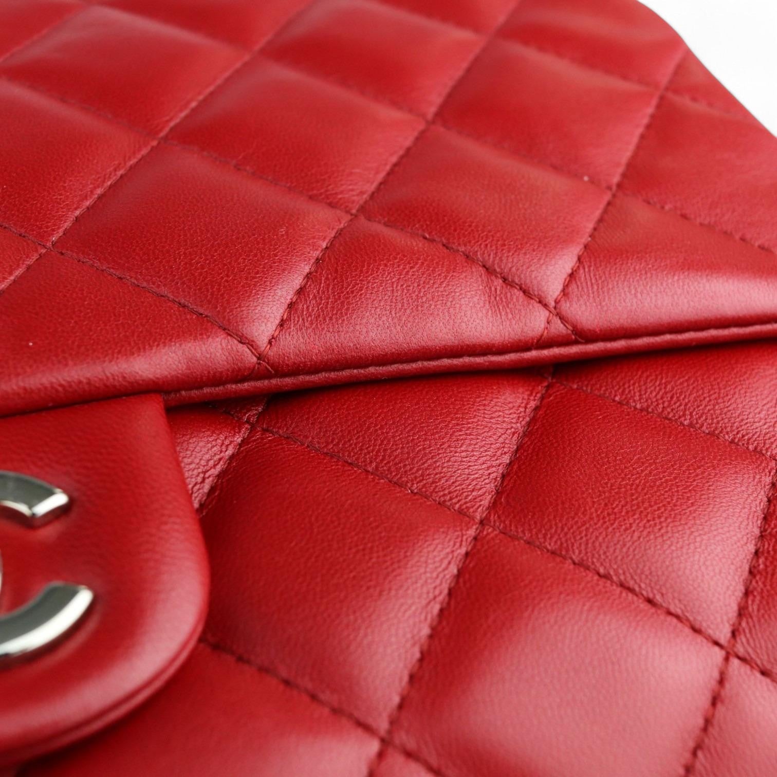 Chanel Clutch Jumbo with Chain Diamond Quilter Red Lambskin Silver-tone Hardware