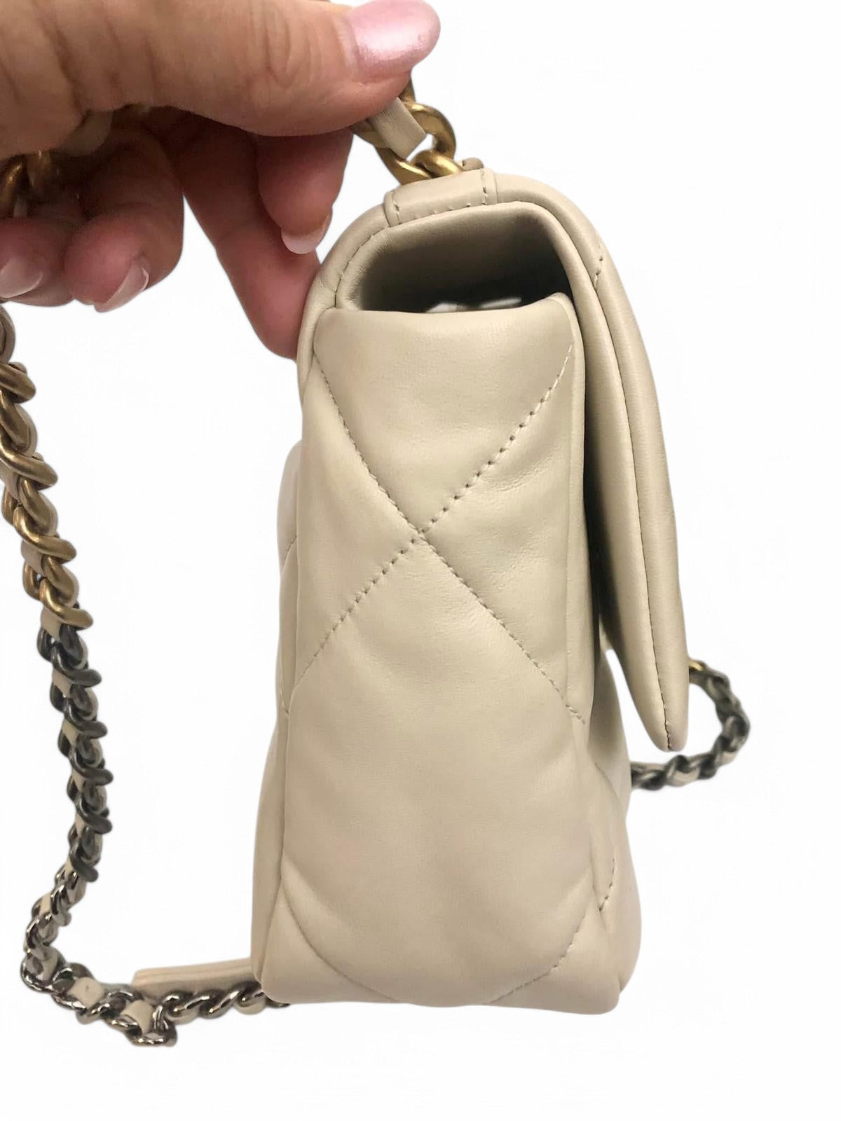 Chanel 19 Small Beige Lambskin, Mixed Hardware