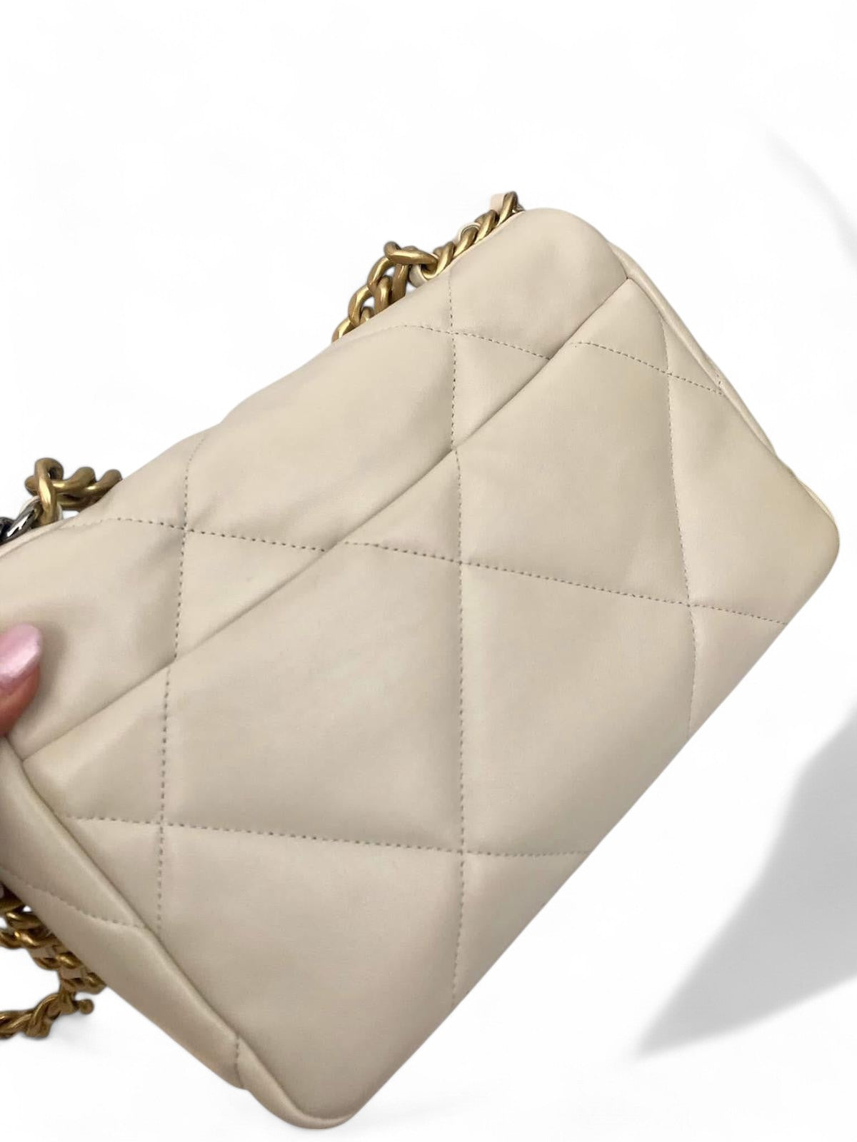 Chanel 19 Small Beige Lambskin, Mixed Hardware