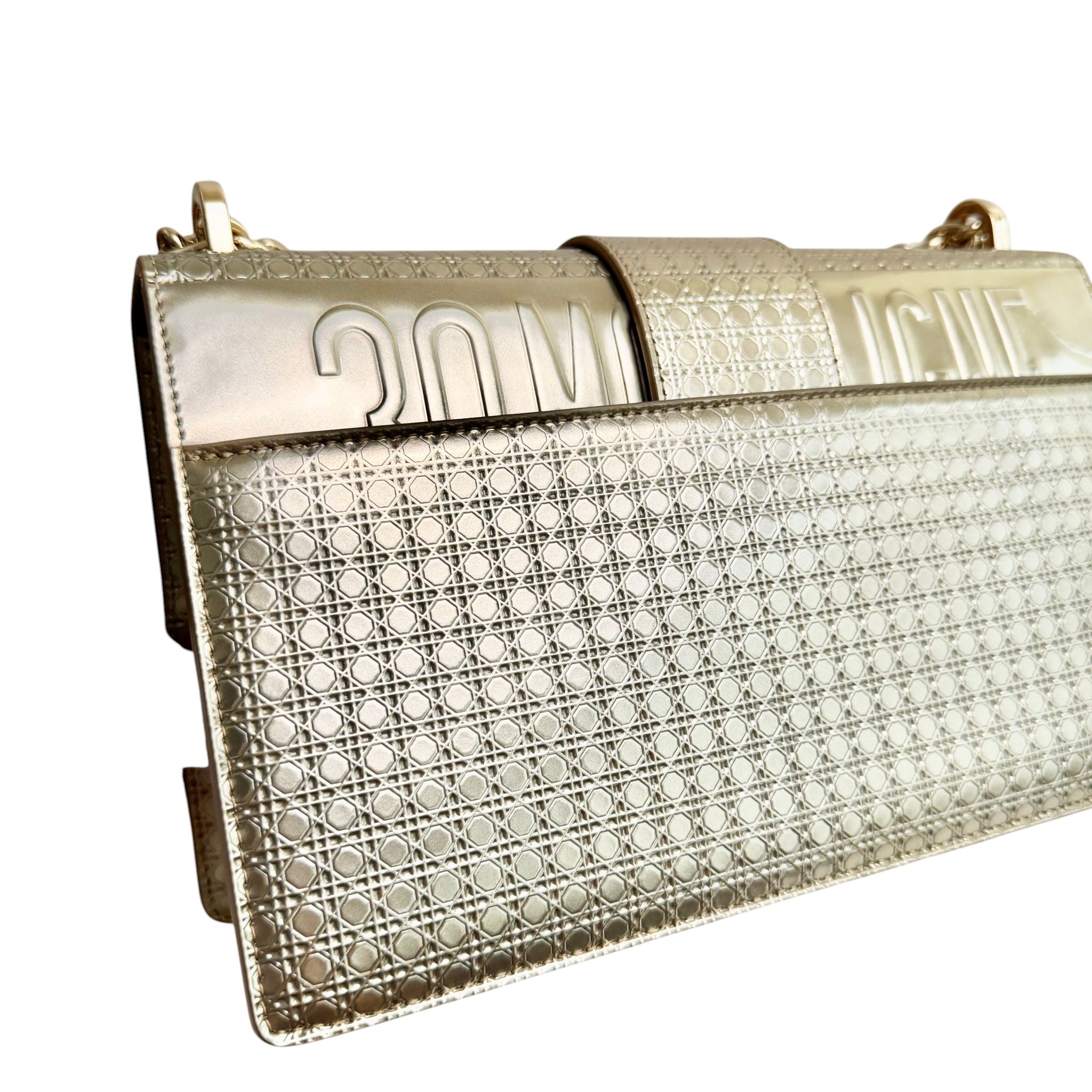 Christian Dior Montaigne 30 Chain – Champagne Gold Micro Cannage, Gold-tone Hardware