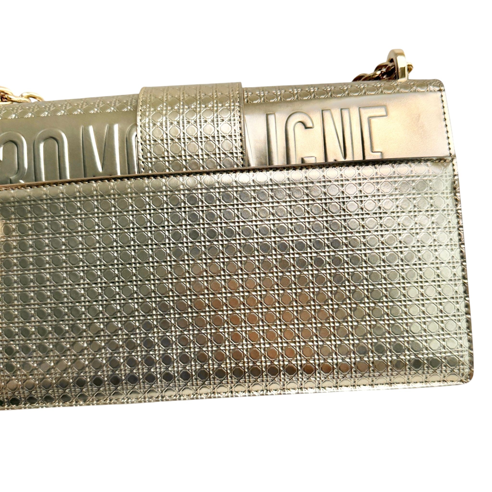 Christian Dior Montaigne 30 Chain – Champagne Gold Micro Cannage, Gold-tone Hardware