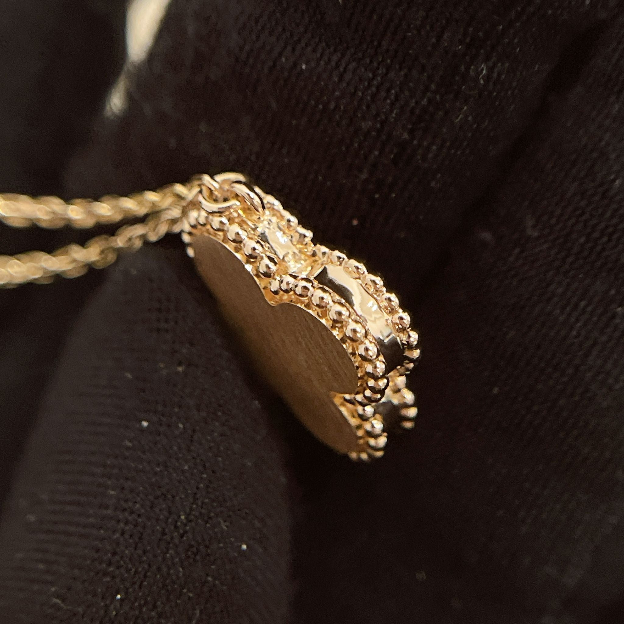 Van Cleef and Arpels VCA 1 Motif Vintage Alhambra Holiday Pendant - Diamond, Grey Mother of Pearl