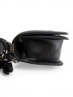 Charger l'image dans la galerie, Chanel Leboy Old Medium – Black Caviar, Ruthenium Hardware
