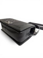 Charger l'image dans la galerie, Chanel Leboy Old Medium – Black Caviar, Ruthenium Hardware
