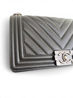 Charger l'image dans la galerie, Chanel Leboy Old Medium – Black Caviar, Ruthenium Hardware
