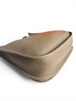 将图片加载到图库查看器，Hermès Evelyne III 29 / PM – Etoupe Veau Clemence Palladium Hardware
