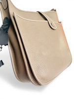 将图片加载到图库查看器，Hermès Evelyne III 29 / PM – Etoupe Veau Clemence Palladium Hardware
