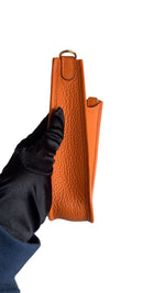 将图片加载到图库查看器，Hermès Evelyne TPM – Orange Clemence Leather Gold-tone Hardware
